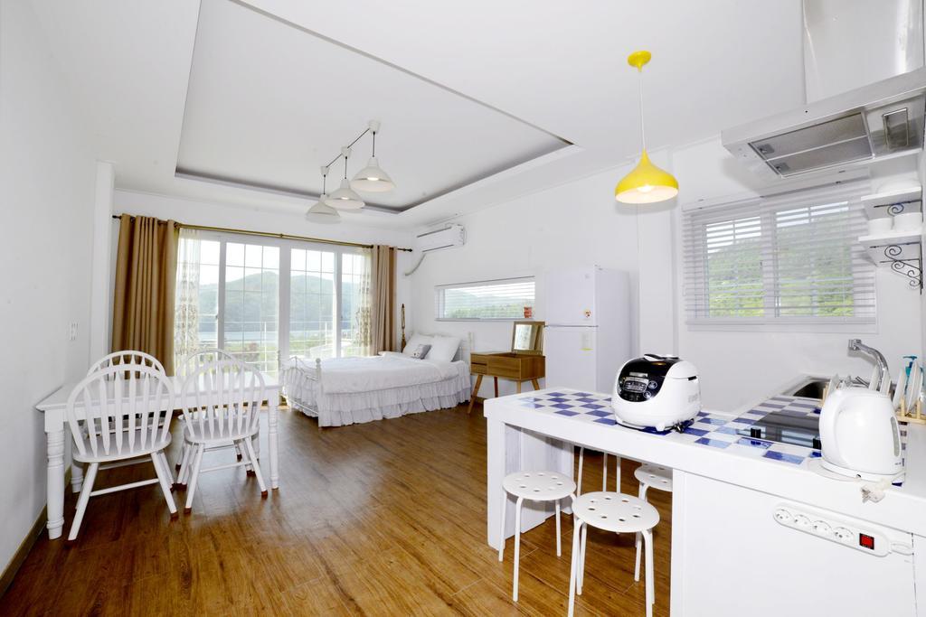 גאפיאונג Walking Sky Pension חדר תמונה
